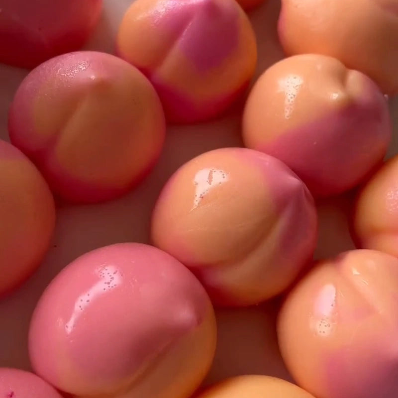 Peachy Glow™ Creamy Jelly Soap (Artisanal Luxury Soaps)